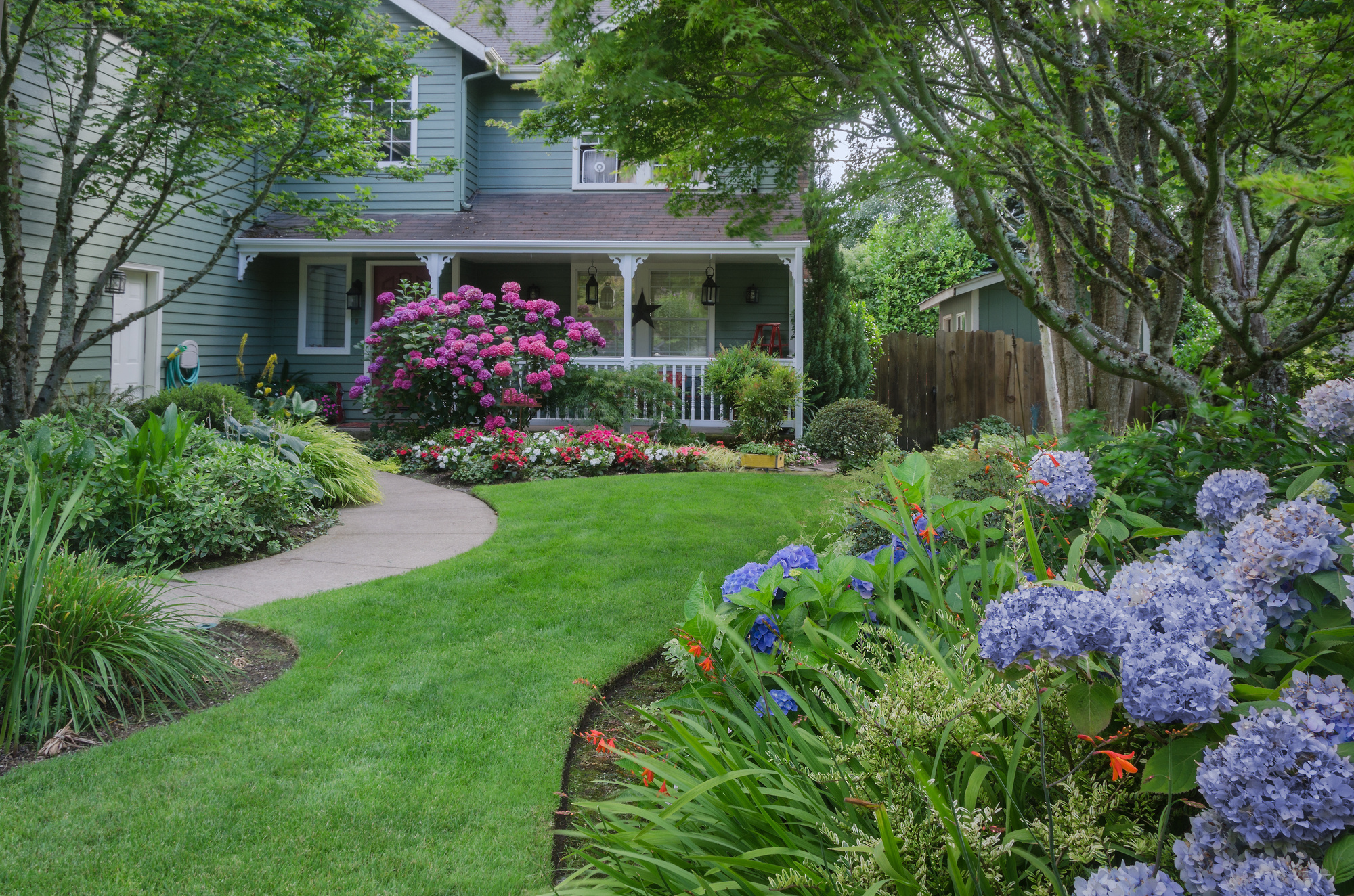 front yard curb appeal
